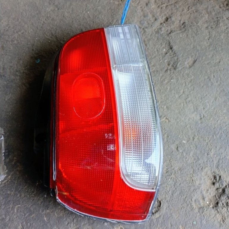 Stoplamp Charade G200 GT-i Lampu belakang Daihatsu Charade G200