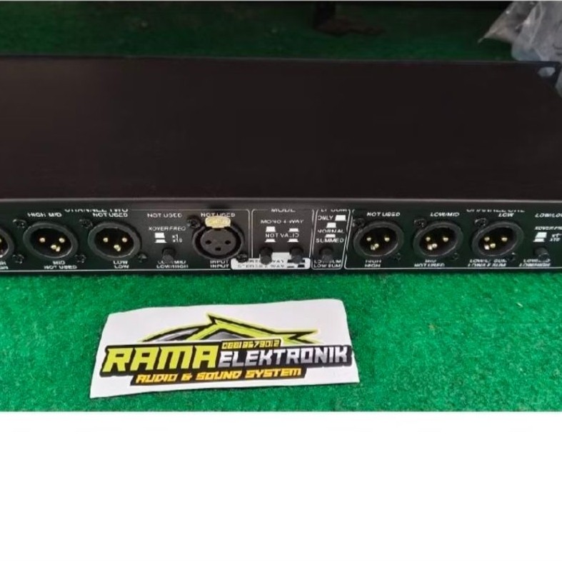 Crossover DBX 234XL - Desain Profesional, Output Subwoofer, Kontrol Level