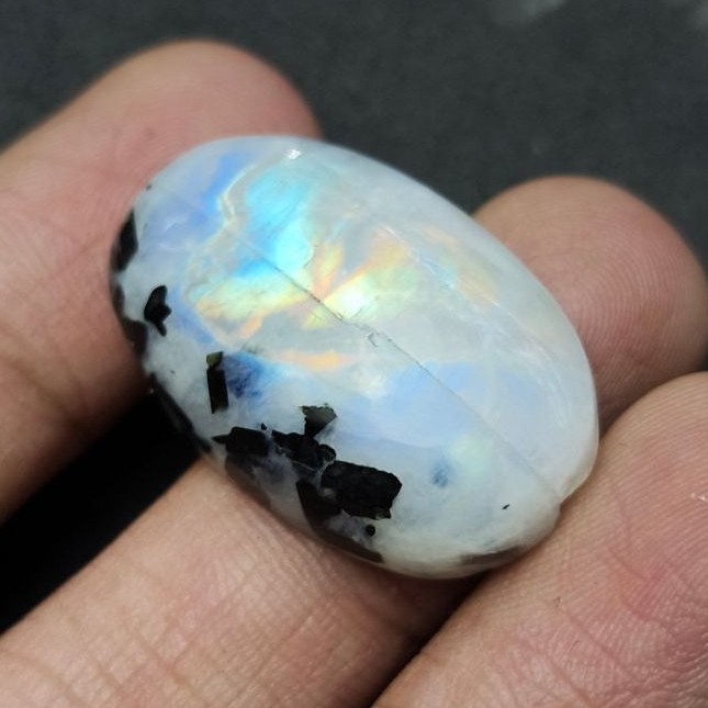 Batu Biduri Bulan Asli / Natural Rainbow Moonstone Cabochon Grade Super Flash Biru / Rainbow
