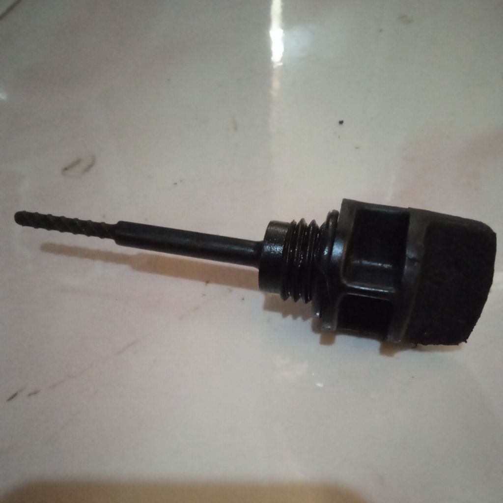 TUTUP OIL MOTOR KYMCO EASY 100 ORIGINAL COPOTAN