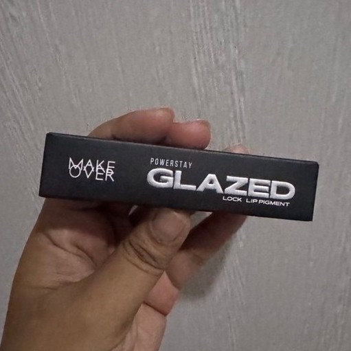 Preloved Lipstick Make Over Powerstay Glazed Lip Pigment