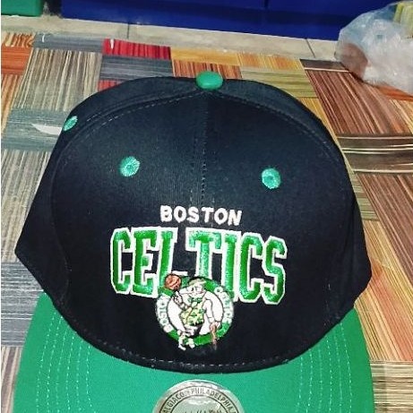 Topi Snapback Celtic Boston x Mitchel & Ness