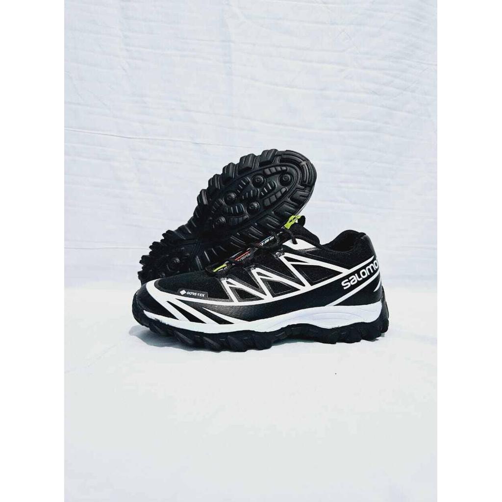 sepatu olahraga pria sepatu pria solomon