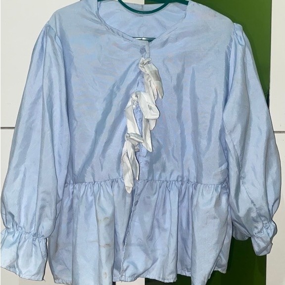 blouse baby blue