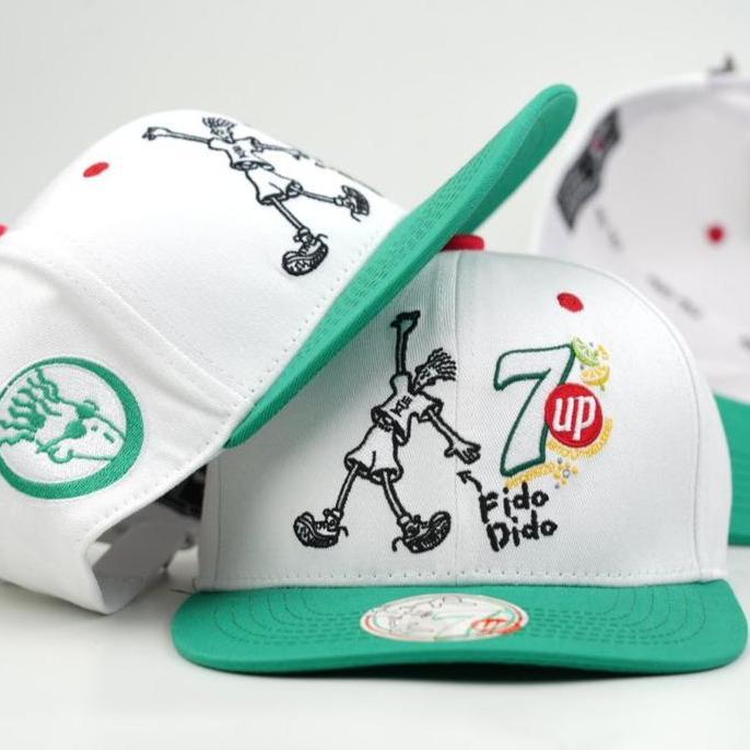 Topi Snapback 7Up  Gambar