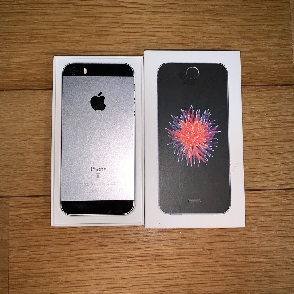 iPhone SE 1st Gen (2016) - 64GB Space Gray (BEBAS RESET/UPDATE)