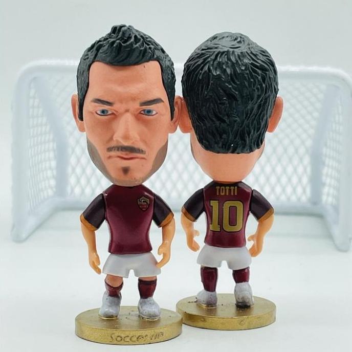 MISNAH78 - FIGURE MINIATUR PEMAIN BOLA KOTA ROMA SOCCERWE KODOTO FRANCESCO TOTTI KOLEKSI MINIATUR PE