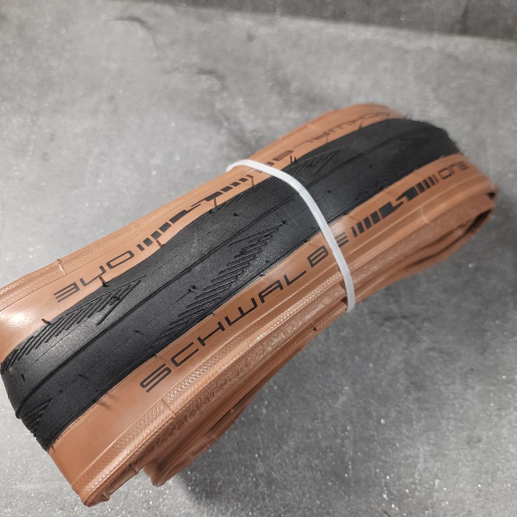 Schwalbe One TLE 700X28C Tire Tanwall - Ban Luar Schwalbe One 700x28C TLE Tubeless Ready Tanwall