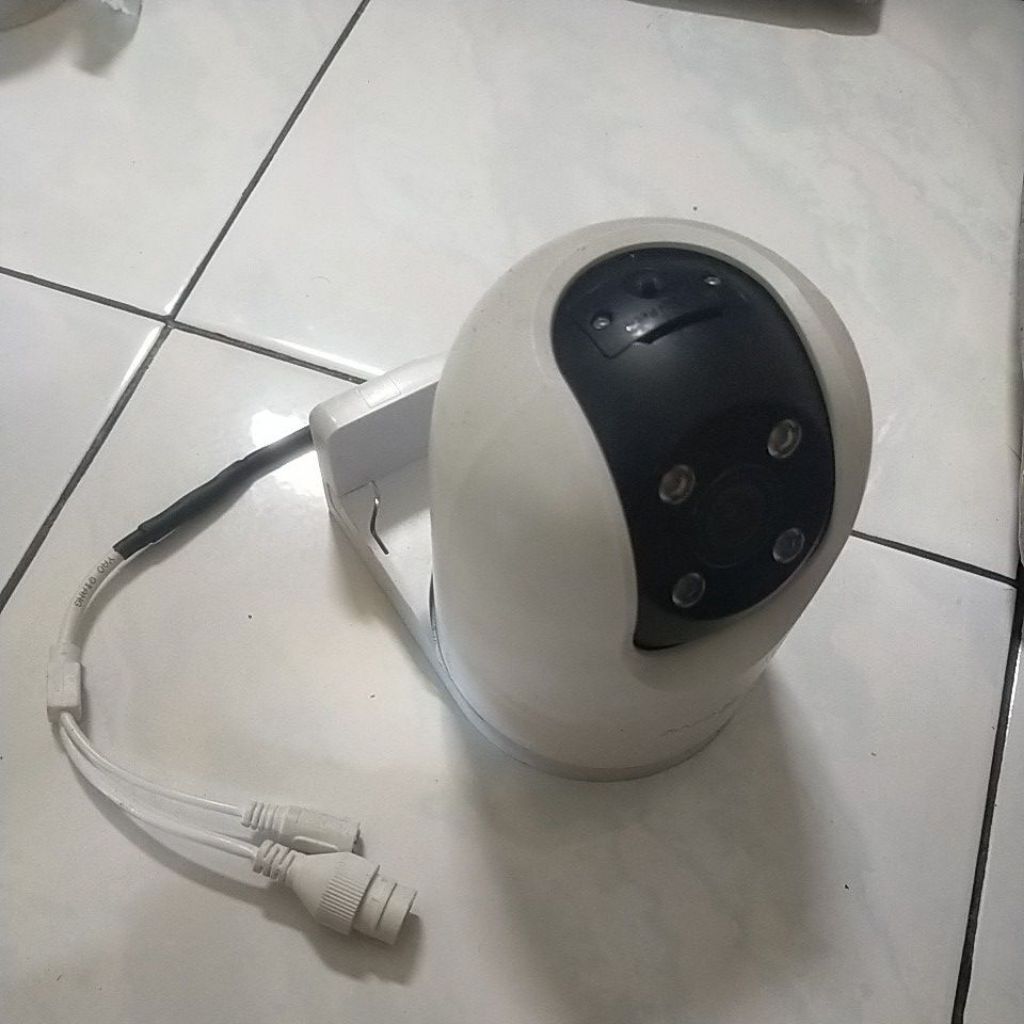 ezviz H8C 4MP outdoor second.