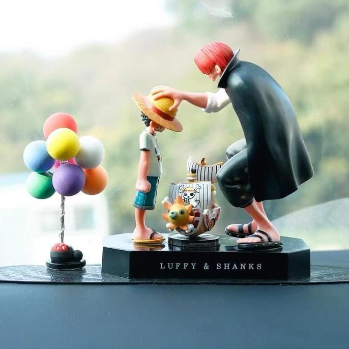 Champion- Aksess Dashboard Mobil One Piece / Untuk Pajangan Dashboard Mobil