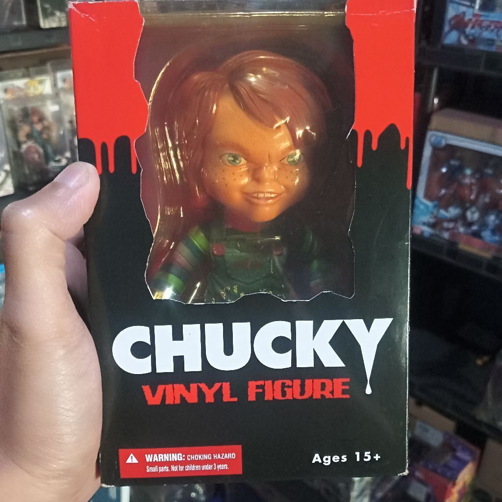 MEZCO CHUCKY VINYL FIGURE ORIGINAL