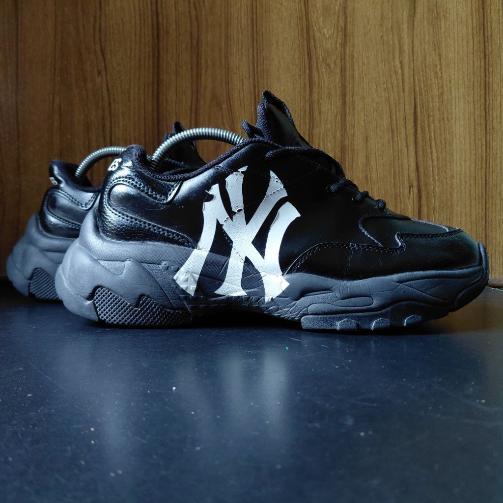 Size 43/275 | Sepatu Pria Branded Yankees MLB black | Sport Sneakers, Casual | Second Preloved 2nd