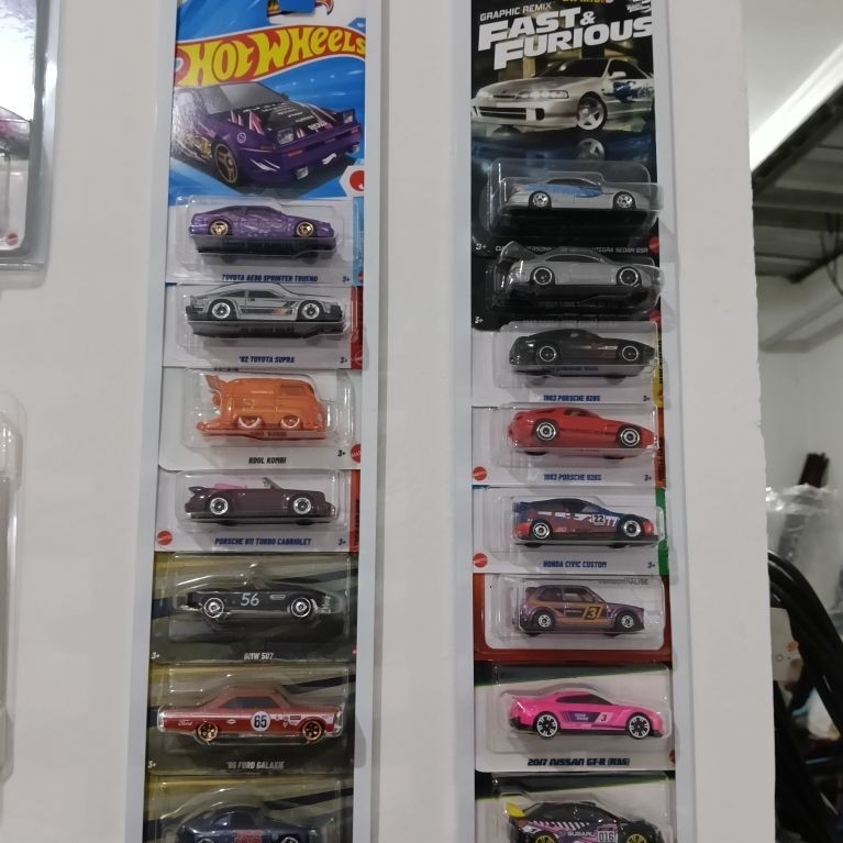Hotwheels Regular Series