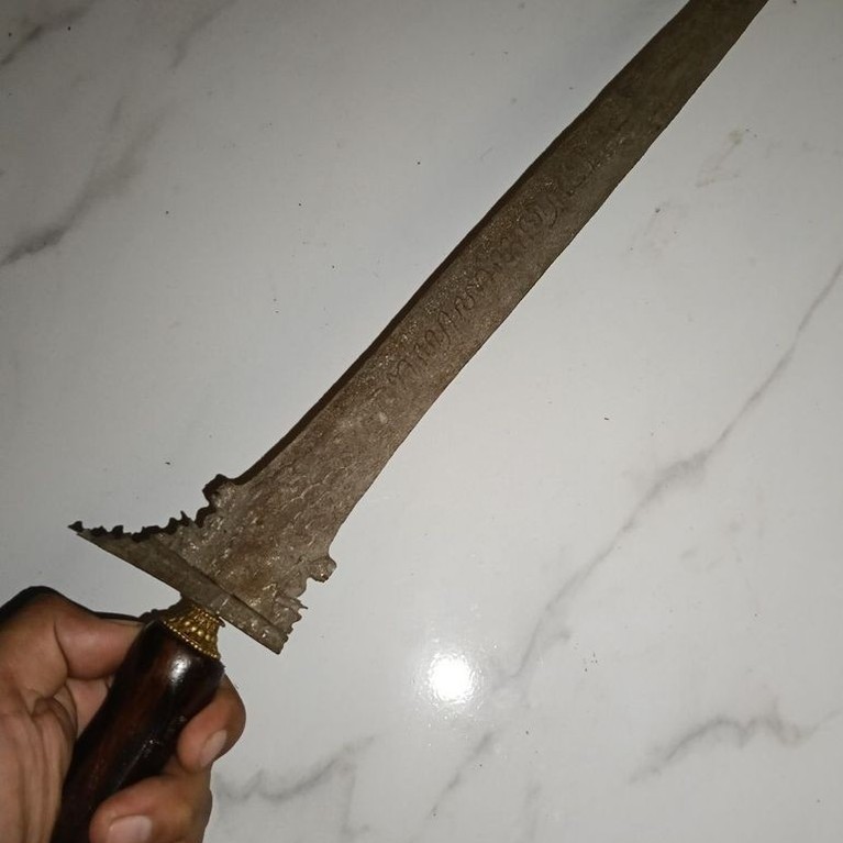 Keris Omyang Jimbe