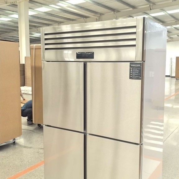 UPRIGHT CHILLER & CHILLER FREEZER LANGSUNG IMPORTIR