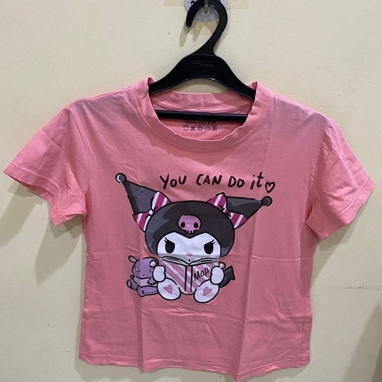 (preloved dewasa) kaos atasan remaja wanita peach kuromi sanrio