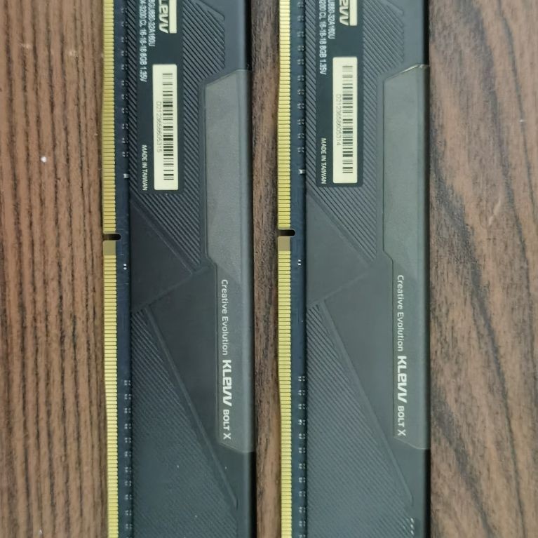 Ram Klevv Bolt X DDR4 2x8GB 16GB 3200MHz