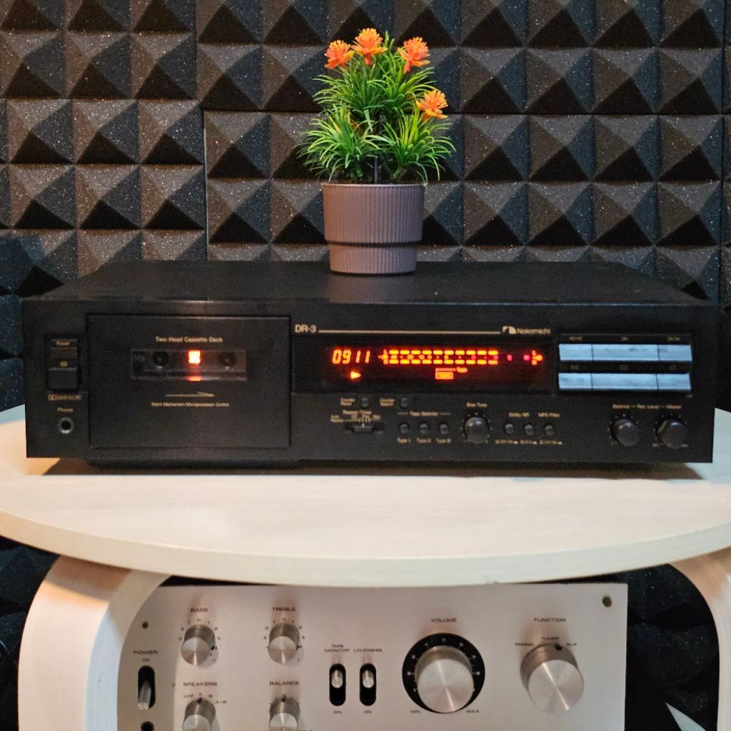 Nakamichi DR3 Stereo Cassette Player tape deck pemutar pita kaset