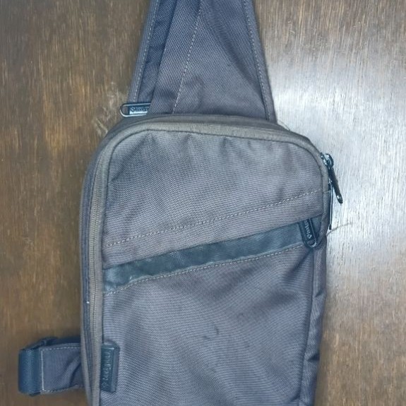 [Preloved] BORONGAN outfit preloved EIGER + Bodypack