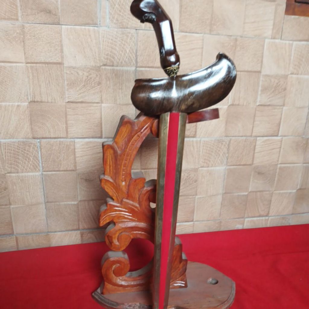 Keris Kyai Carubuk Luk 7 Sepuh,Pamor Pedaringan Kebak