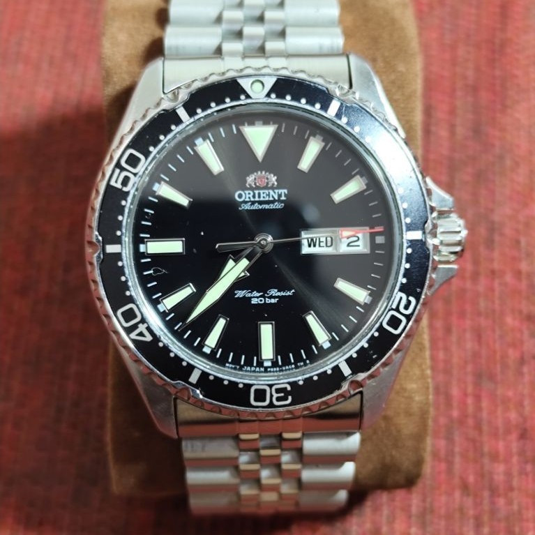 Orient RA-AA0001B19B Kamasu Mako III bekas