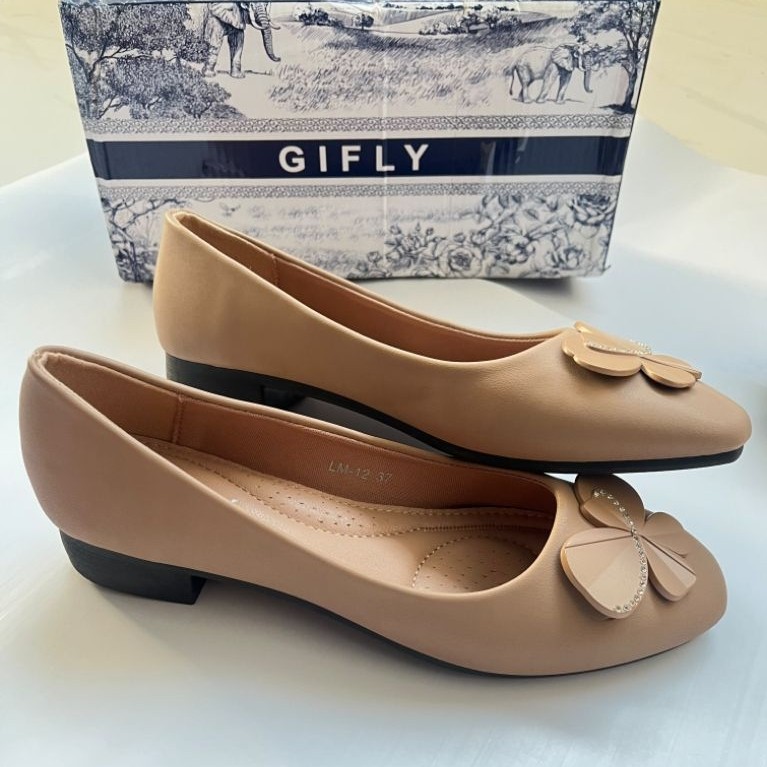 Gifly Sepatu Wanita Cantik Hak Pendek