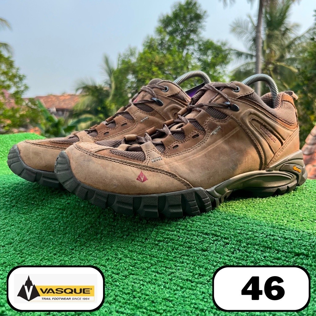 sepatu gunung Vasque Mantra 2.0 size 46