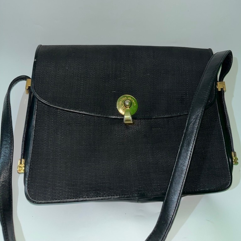 Preloved Andrea Carrano Tas Kulit Vintage Unik