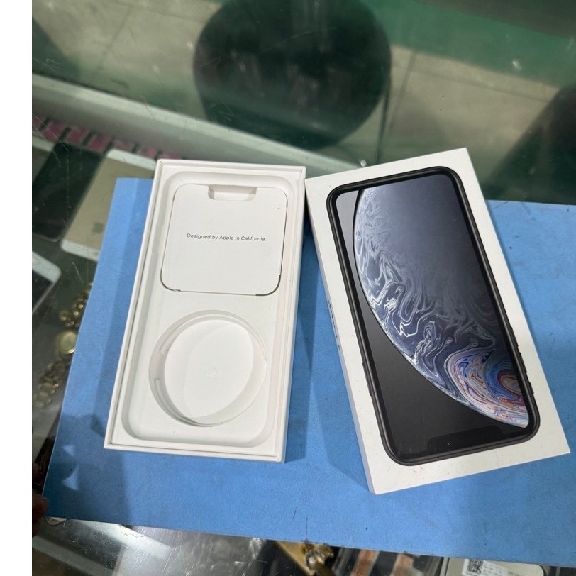 DUS BOX KOTAK IPHONE XR ORIGINAL COPOTAN EX GARANSI RESMI IBOX