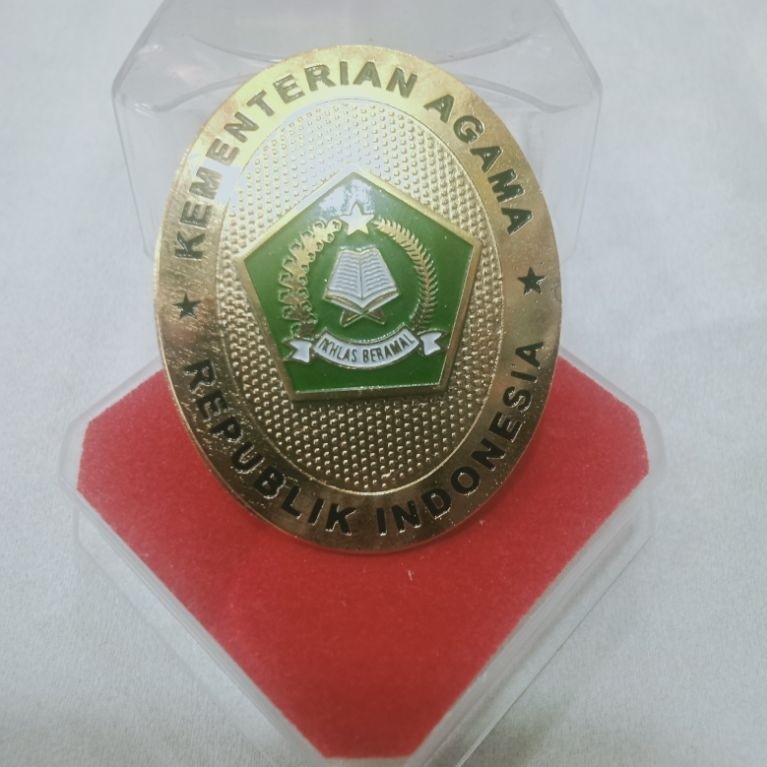 Lencana Pin Kemenag Magnet Pin Logo Kementerian Agama Oval / Pin Kemenag Magnet