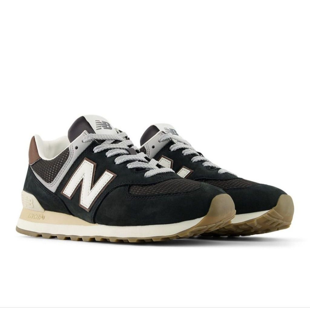 New Balance 574 Classic Black Brown