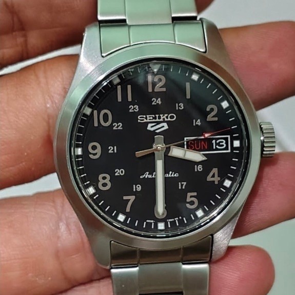 [second] Jam tangan Seiko 5 sport SRPJ81K1 mid field sport style automatic black dial stainless stee