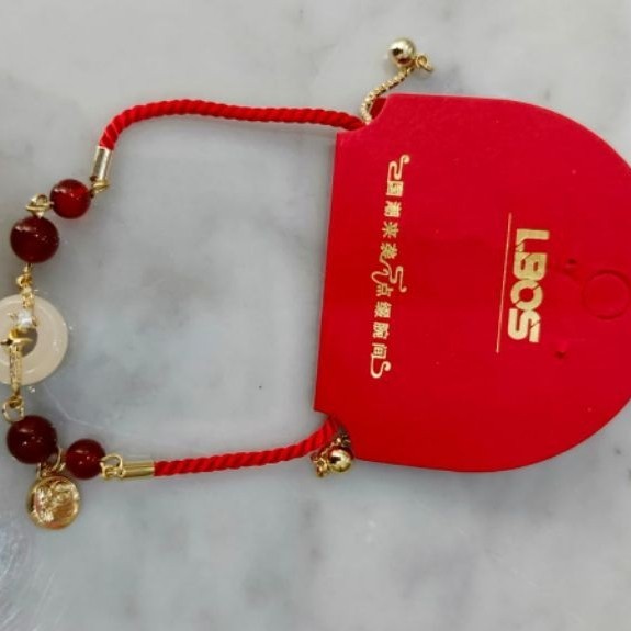 gelang tali merah giok