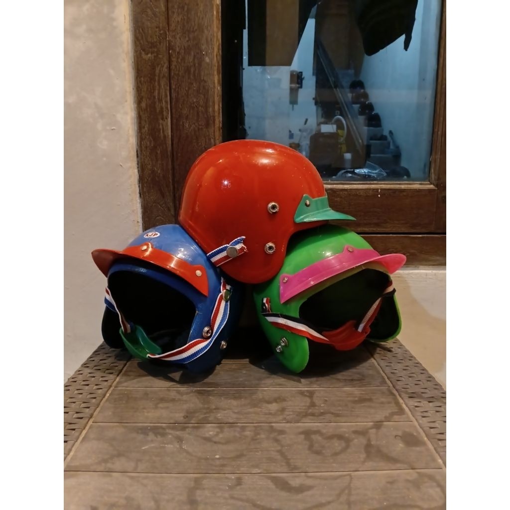 Helm Anak Jadul NOS