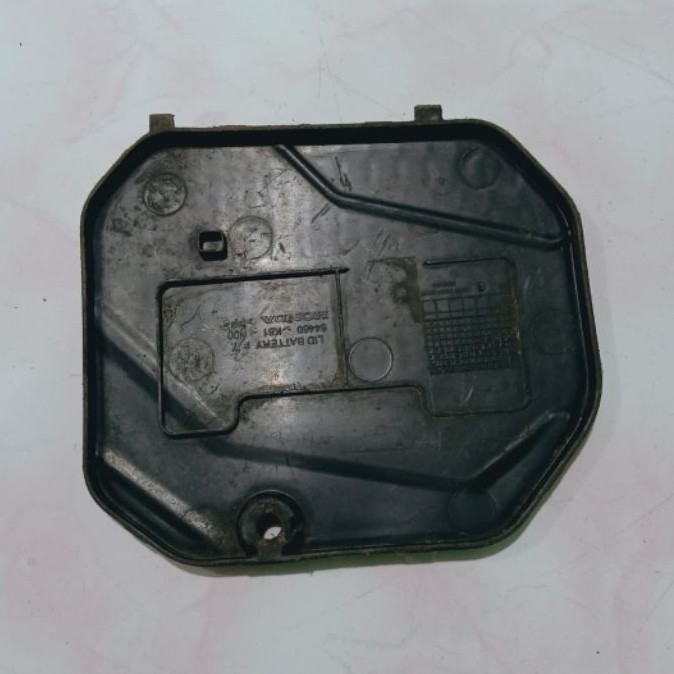 Cover tutup aki Honda Vario 110 LED vario110 fi original 2nd lepasan motor