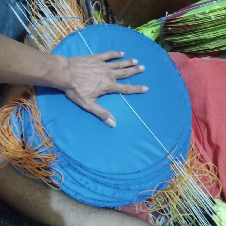 layangan naga dm 30 full kain (50 keping) Baca depkripsi