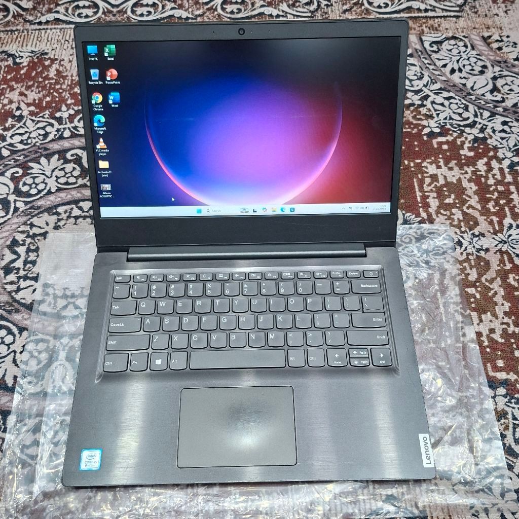 Laptop Lenovo Ideapad S145-14IWL Intel Core i5-8265U RAM 8GB SSD 256GB Windows 11 Generasi Terbaru S