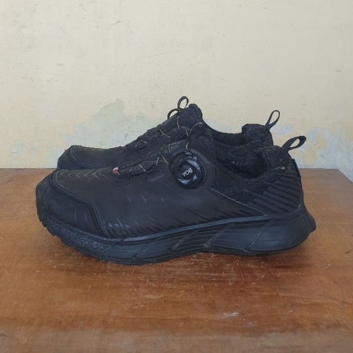 Sepatu Outdoor Hiking Trekking Eider Goretex Size 42 Second