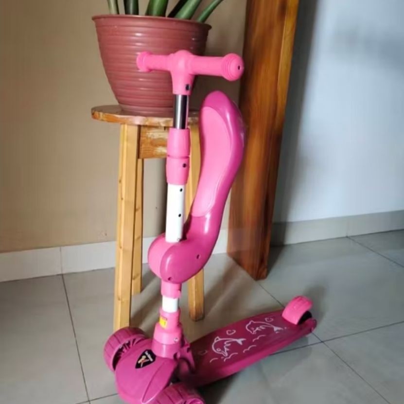 Skuter second Anak Otoped 3 Roda Duduk Multifungsi Lampu Roda Warna Lengkap