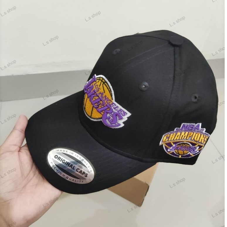 Topi baseball hitam Los Angeles Lakers NBA Champions import model snapback