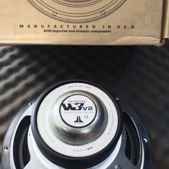 subwoofer JL audio 3V2