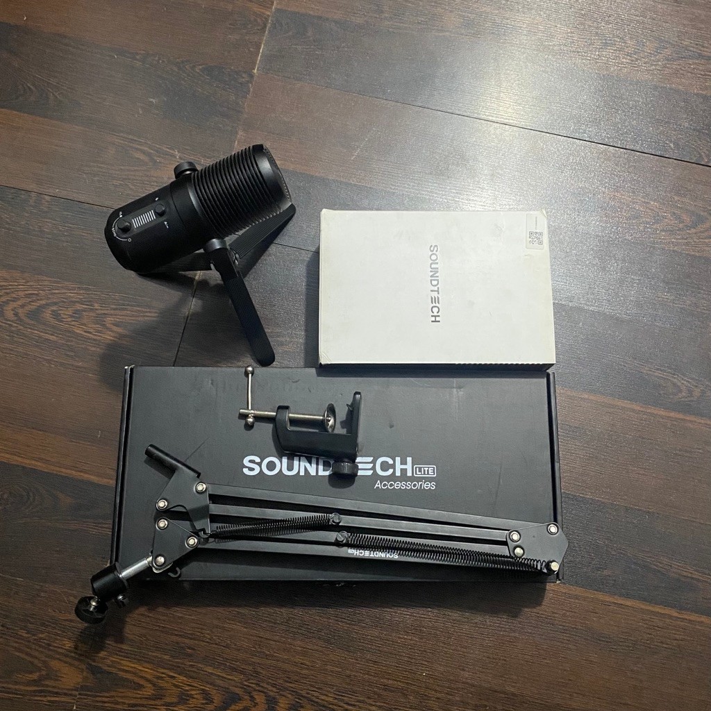 Mic Soundtech 2.1 + Stand Soundtech Lite