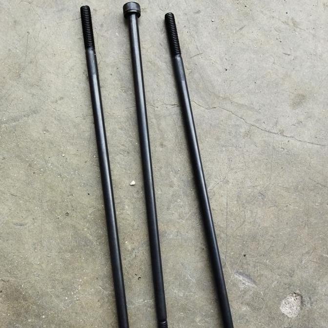 7Sakaruba - Baut L Baja M6X200