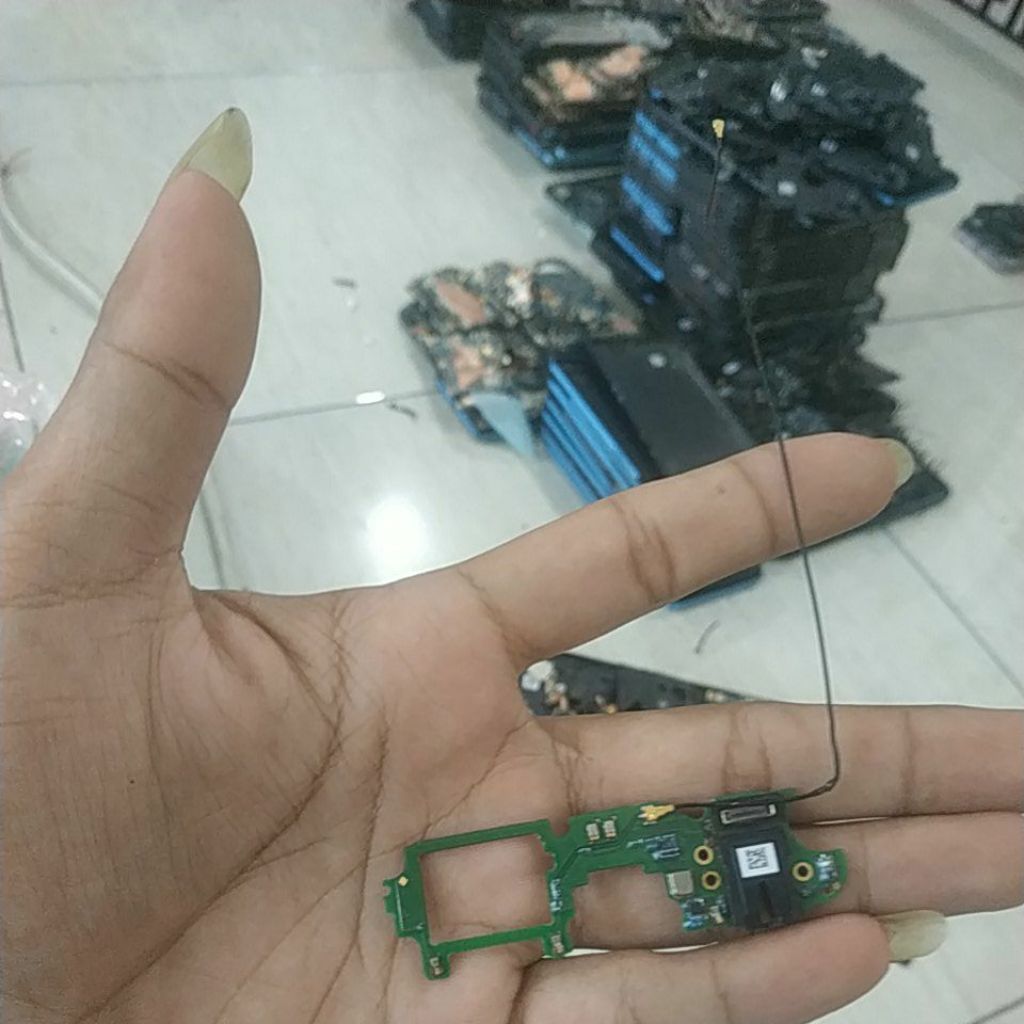 board headset bekas realme 5 pro