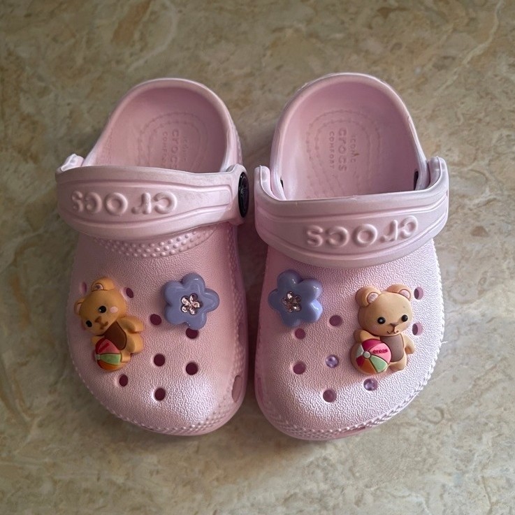 Preloved Crocs Classic Pink