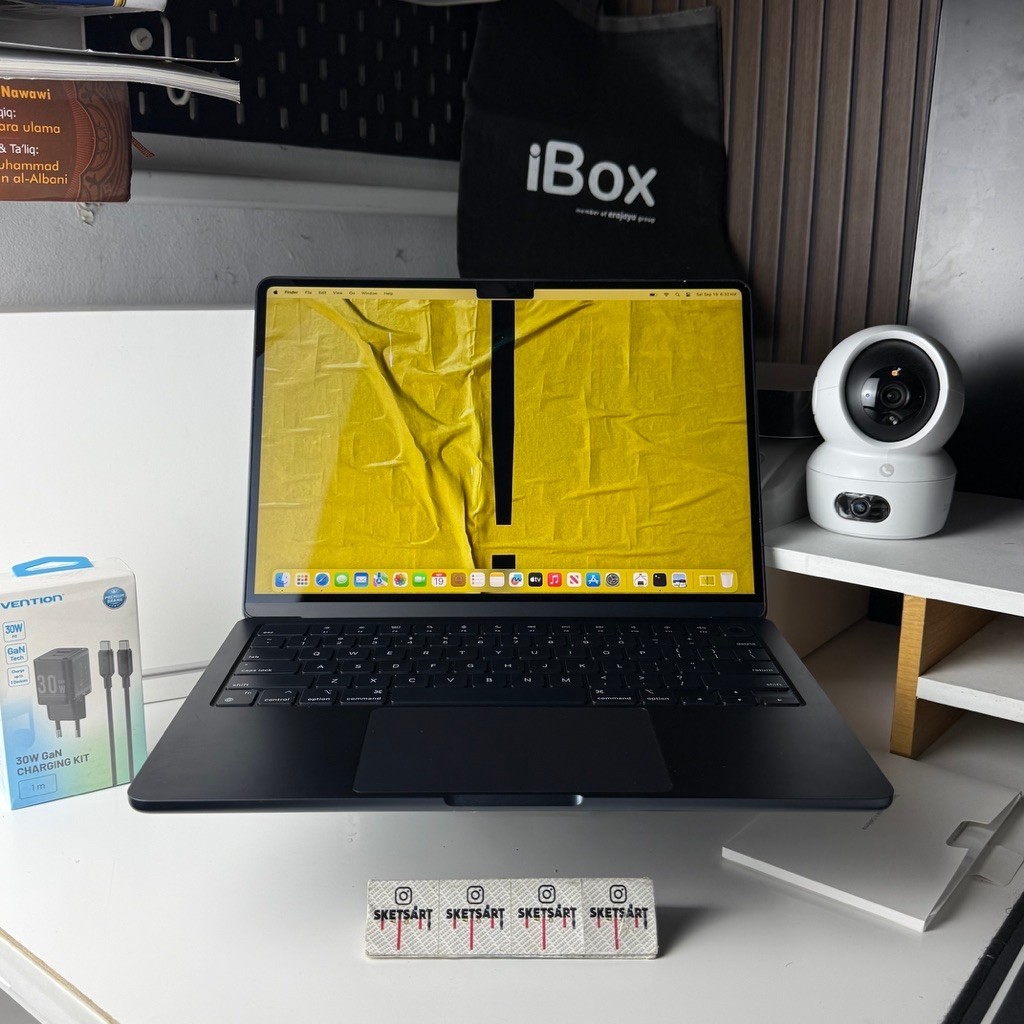 MacBook Air M2 8/512gb Midnight iBox Mulus SSD 512gb Lega Battery Health 87% Cycle Count 324 Eks Gar