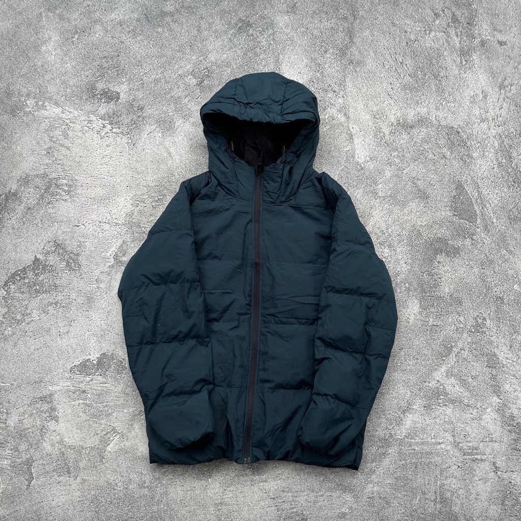 GLOBAL UNIQLO PUFFER JACKET