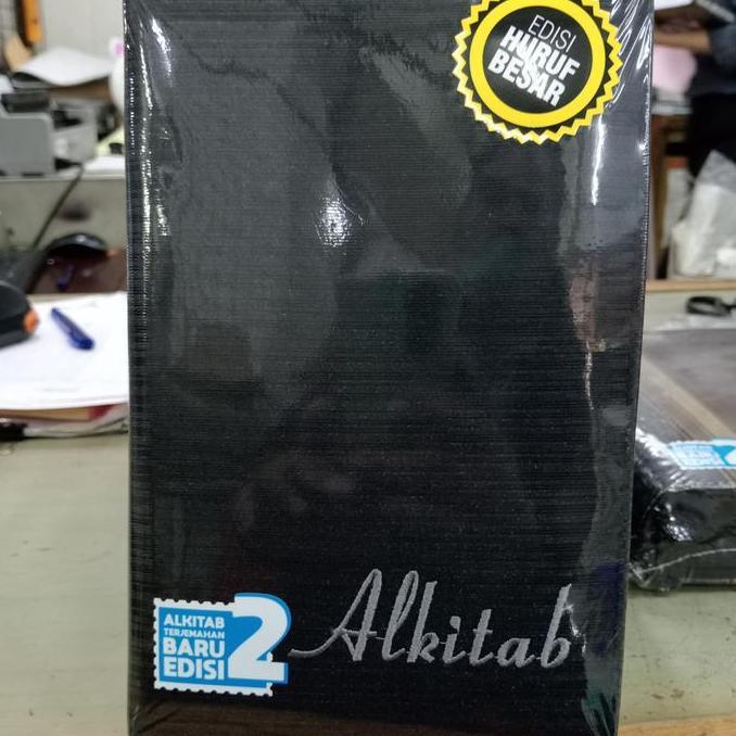 Alkitab Edisi Huruf Besar TB2 064 TI BL Stripline LAI