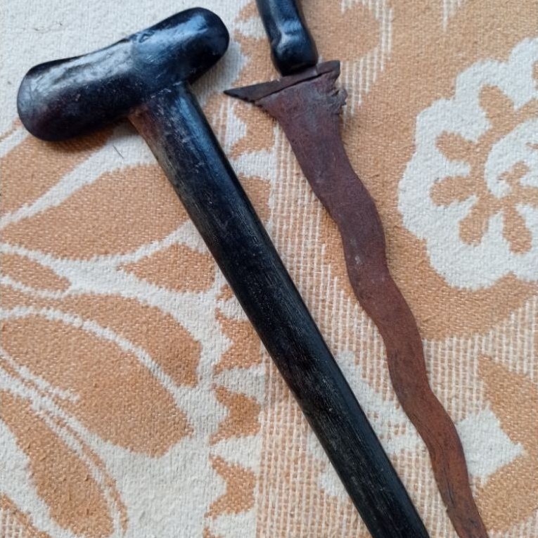 keris Bali kecil  Panjang bilah 18 cm