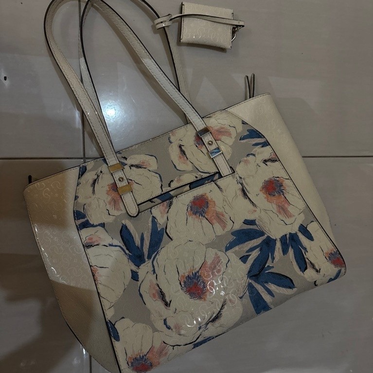 guess Tote bag preloved original store
